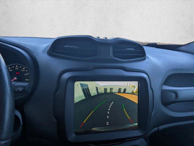 Used 2019 Jeep Renegade Limited w/ UConnect 8.4 Nav Group AWD/4WD image 16