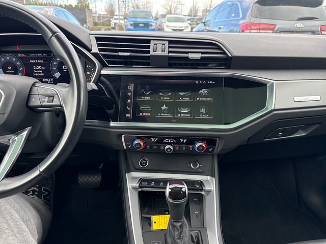 Used 2024 Audi Q3 2.0T Premium image 22