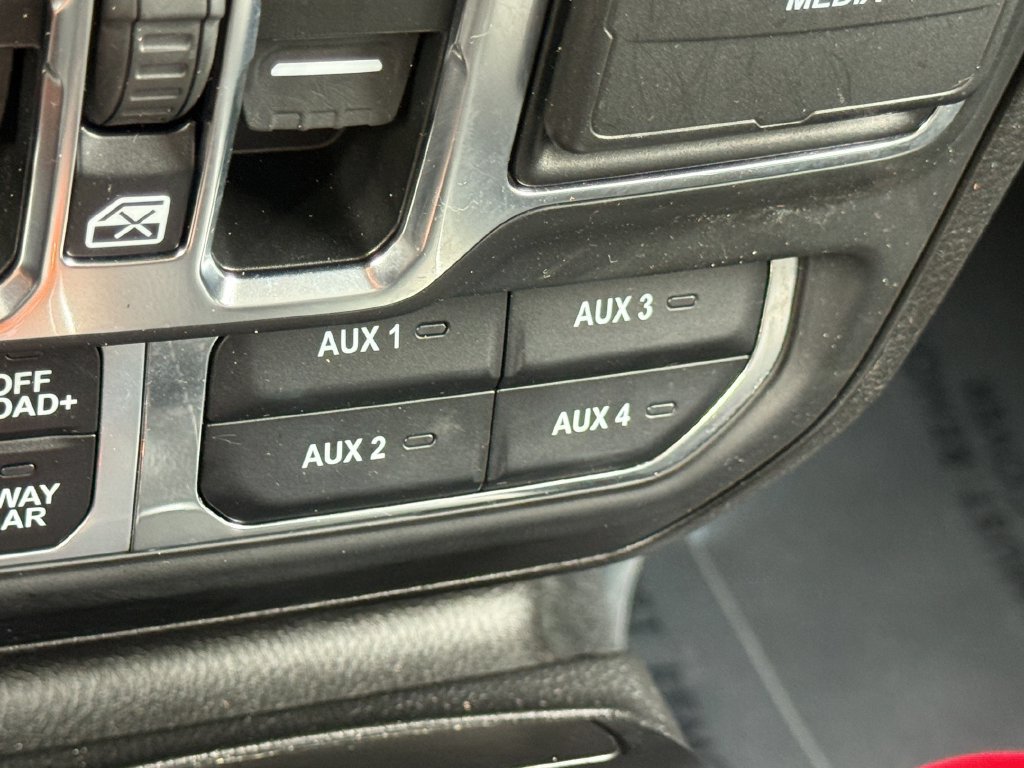 Used 2024 Jeep Wrangler Unlimited Rubicon 392 AWD/4WD image 27