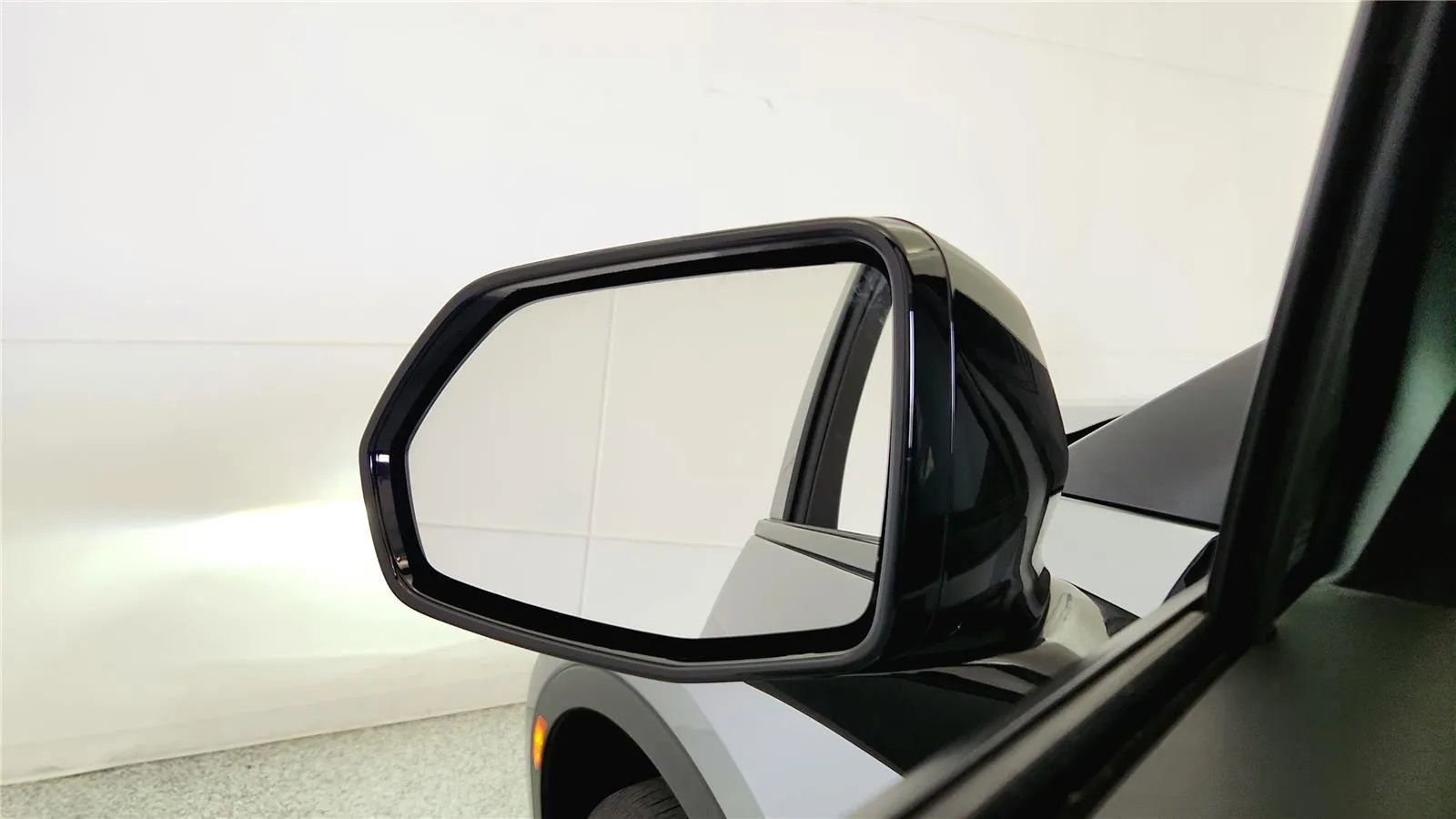 Used 2023 Chevrolet Blazer LT w/ Convenience Package image 28