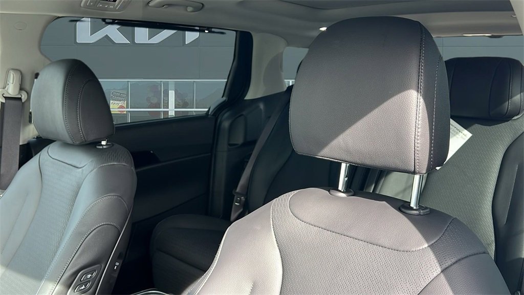 New 2026 Kia Carnival SX Prestige image 13