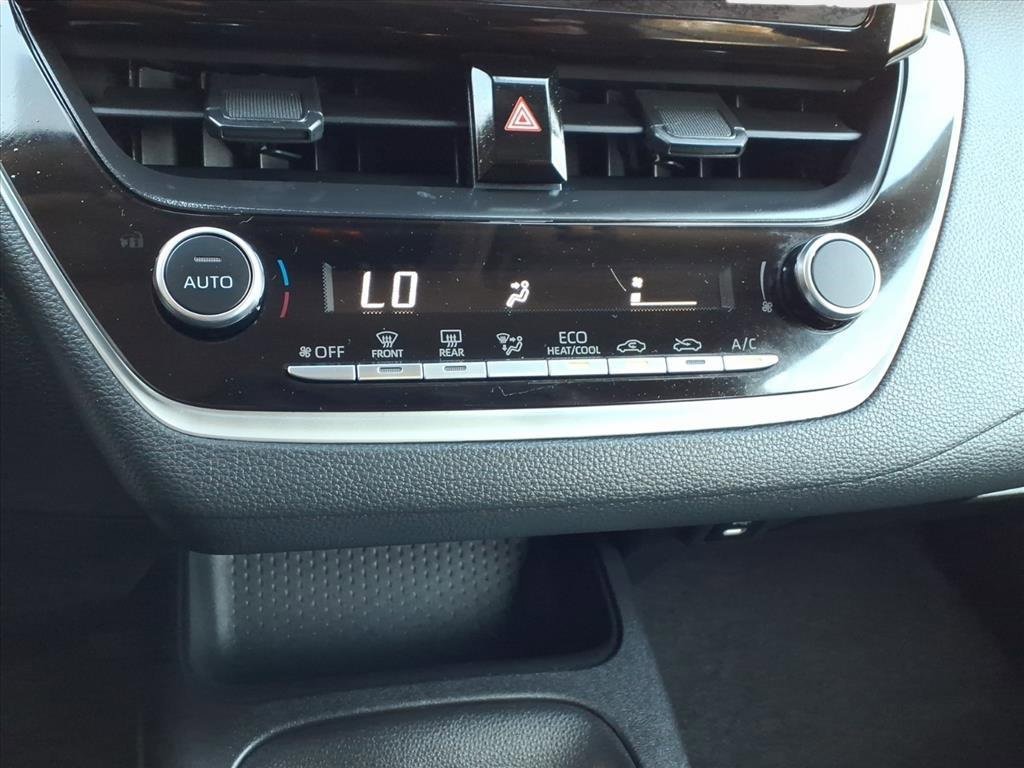 Used 2025 Toyota Corolla LE image 17