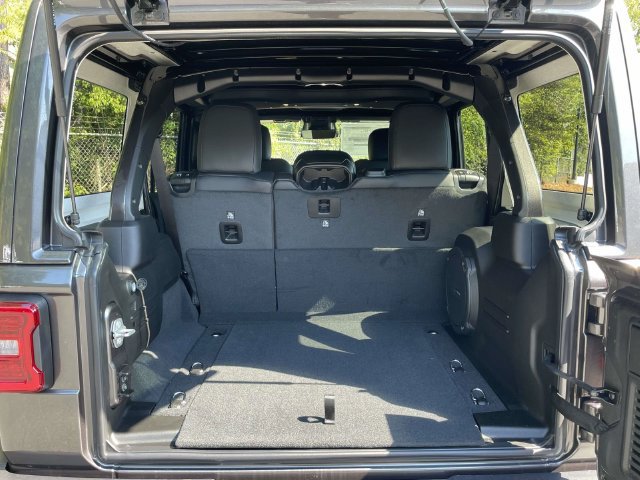 New 2027 Jeep Wrangler Unlimited Sahara AWD/4WD image 10