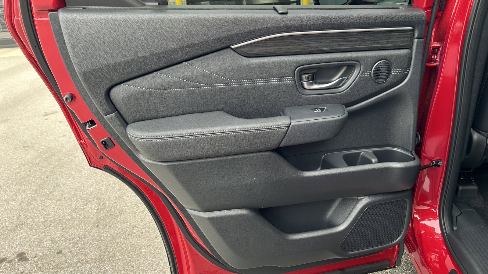 New 2026 Honda Pilot Touring image 12