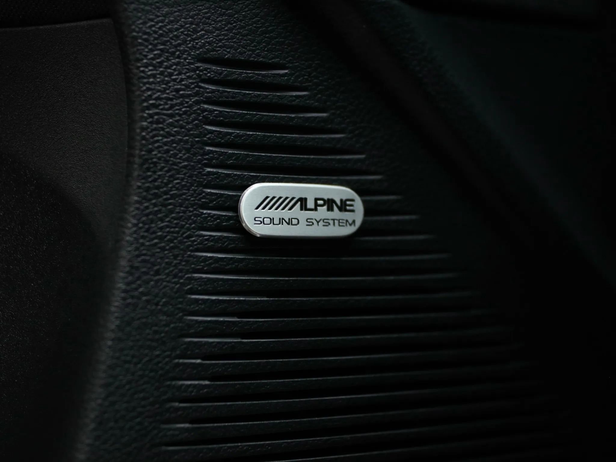 Used 2016 Dodge Challenger R/T image 48