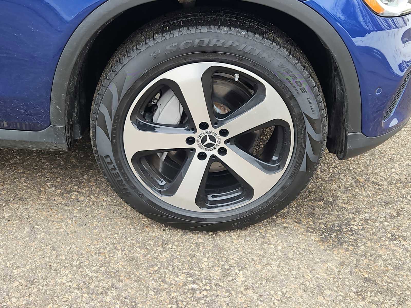 Used 2021 Mercedes-Benz GLC 300 4MATIC image 10