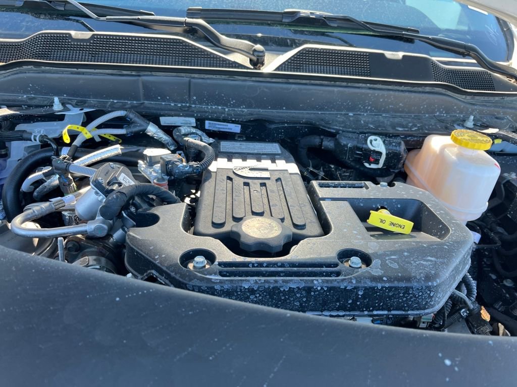 New 2026 RAM 5500 Tradesman AWD/4WD image 4