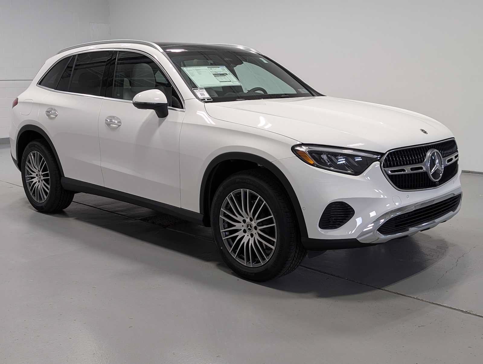 New 2026 Mercedes-Benz GLC 300 4MATIC image 6