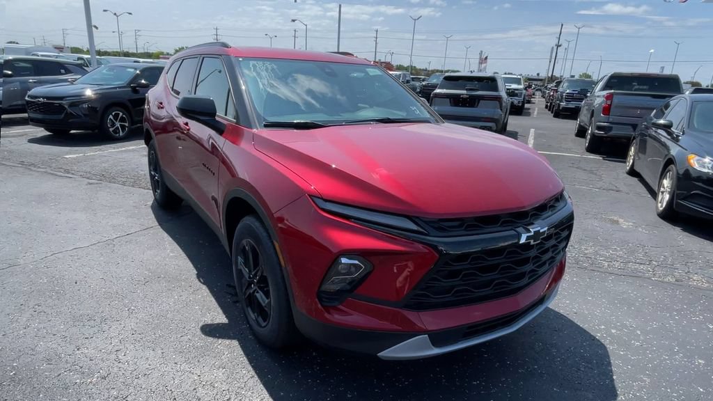 New 2026 Chevrolet Blazer LT w/ Convenience Package FWD image 4