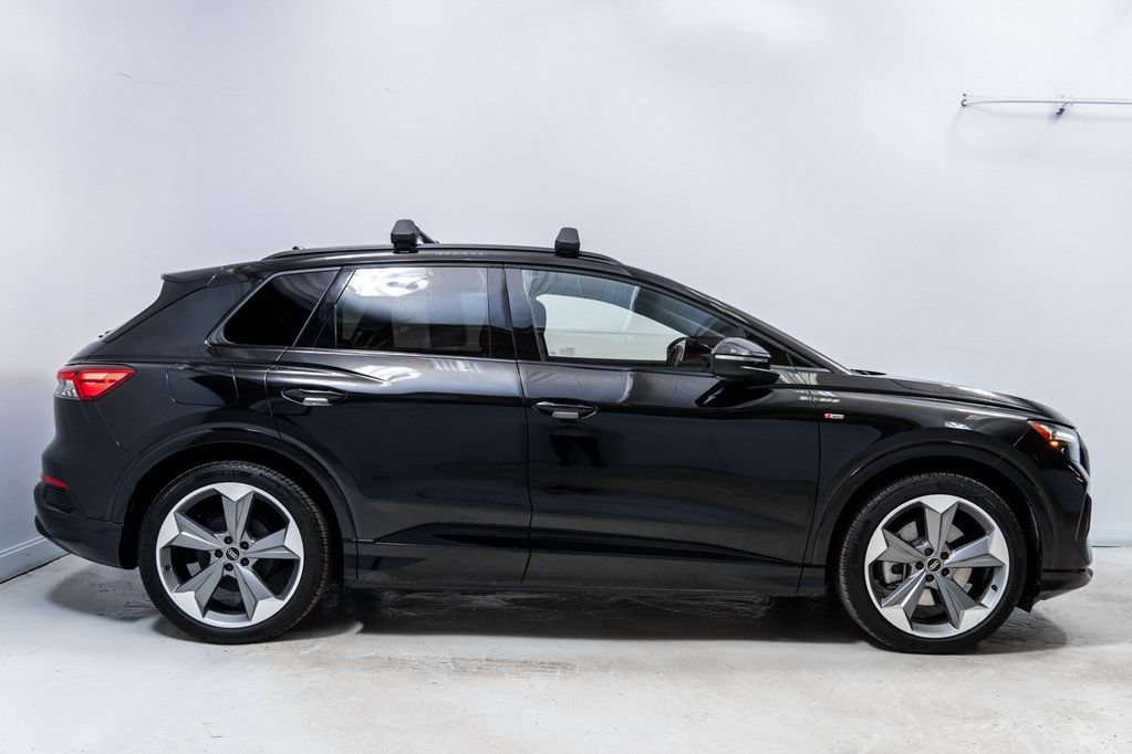 Used 2025 Audi Q4 e-tron Premium Plus w/ Premium Plus AWD/4WD image 8