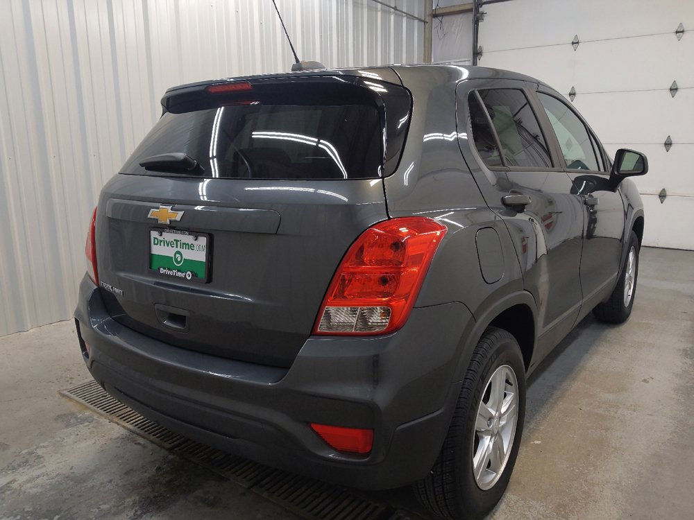 Used 2020 Chevrolet Trax LS w/ Tint and Cruise Package AWD/4WD image 9