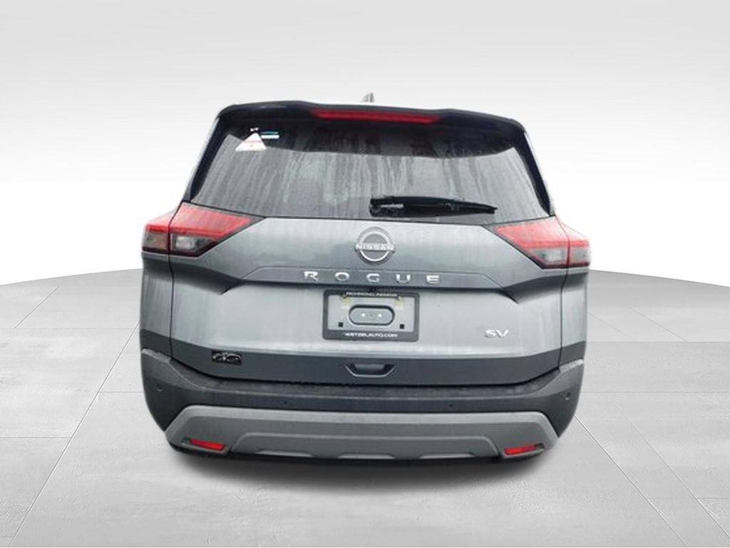 Used 2023 Nissan Rogue SV FWD image 4