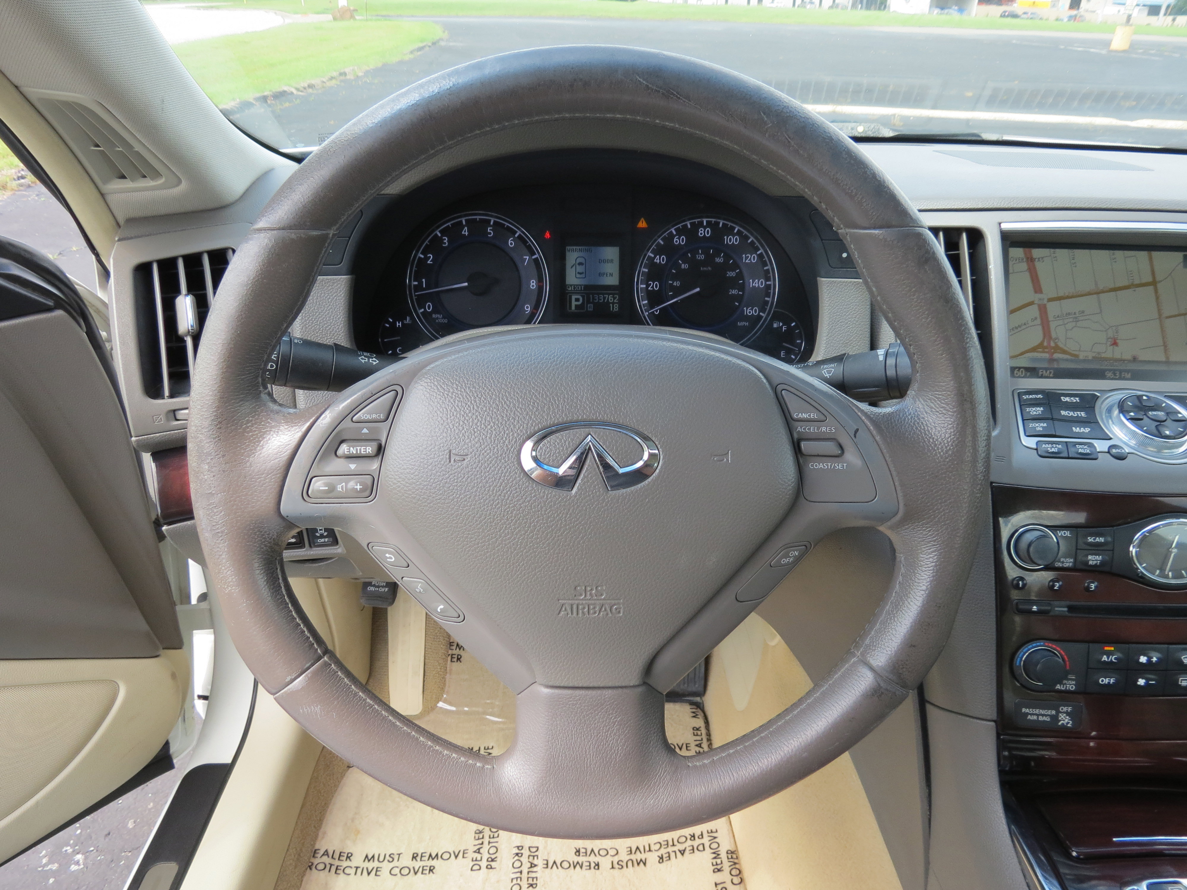 Used 2010 INFINITI G37 x w/ Premium Pkg image 13