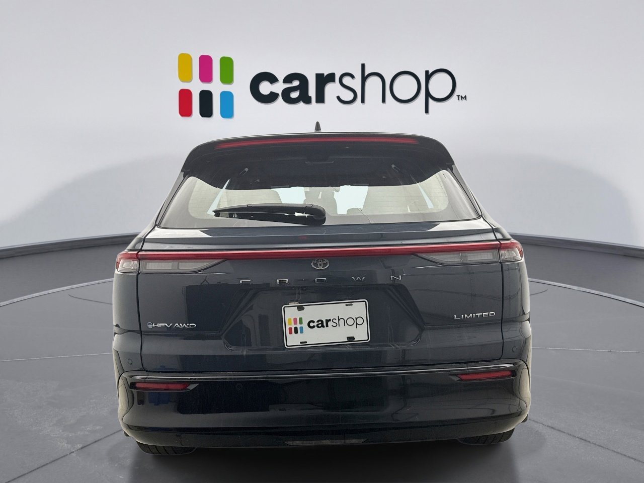 Used 2025 Toyota Crown Signia w/ Advanced Technology Package AWD/4WD image 4