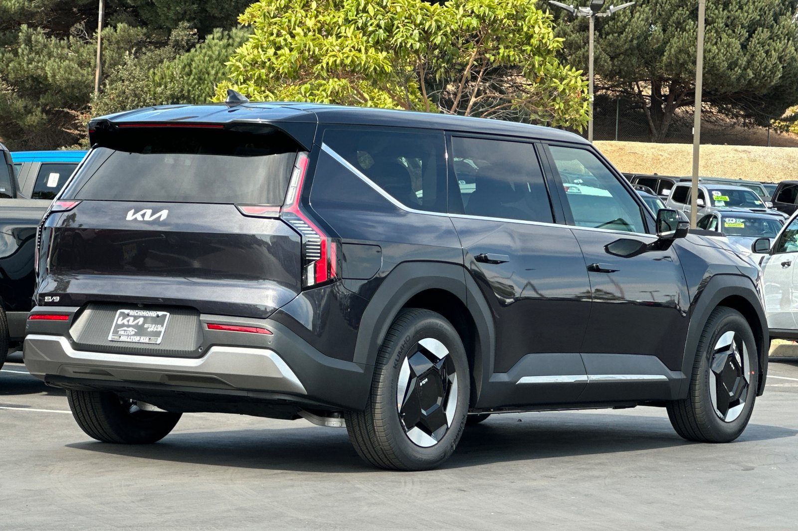 New 2026 Kia EV9 Light RWD image 4