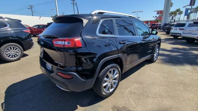 Used 2018 Jeep Cherokee Limited image 8