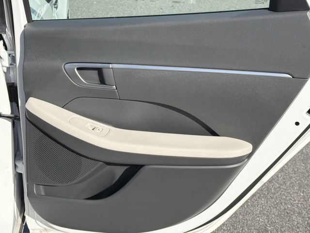 Certified 2025 Hyundai Sonata SE image 16