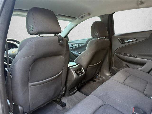 Used 2022 Chevrolet Malibu LT FWD image 19