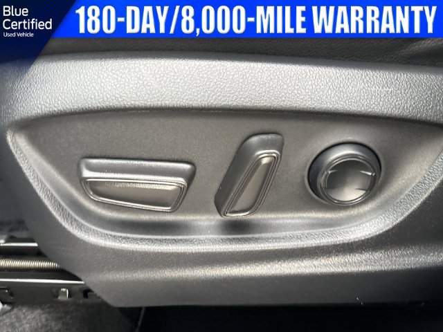 Used 2023 Toyota Corolla Cross XLE w/ Convenience Package FWD image 21