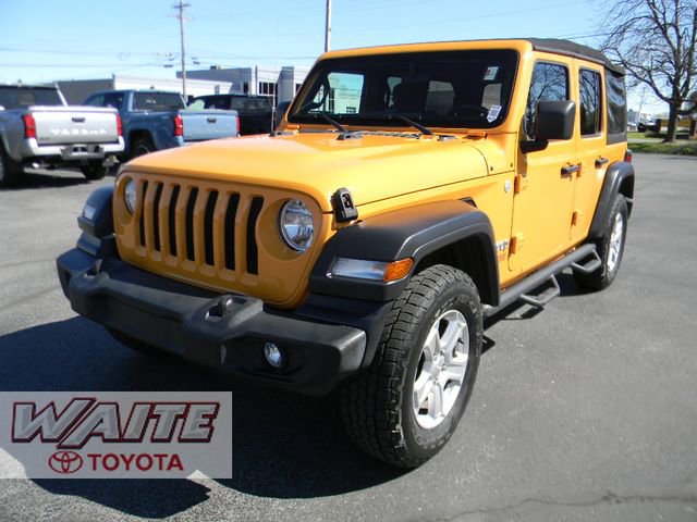 Used 2018 Jeep Wrangler Unlimited Sport S AWD/4WD image 5