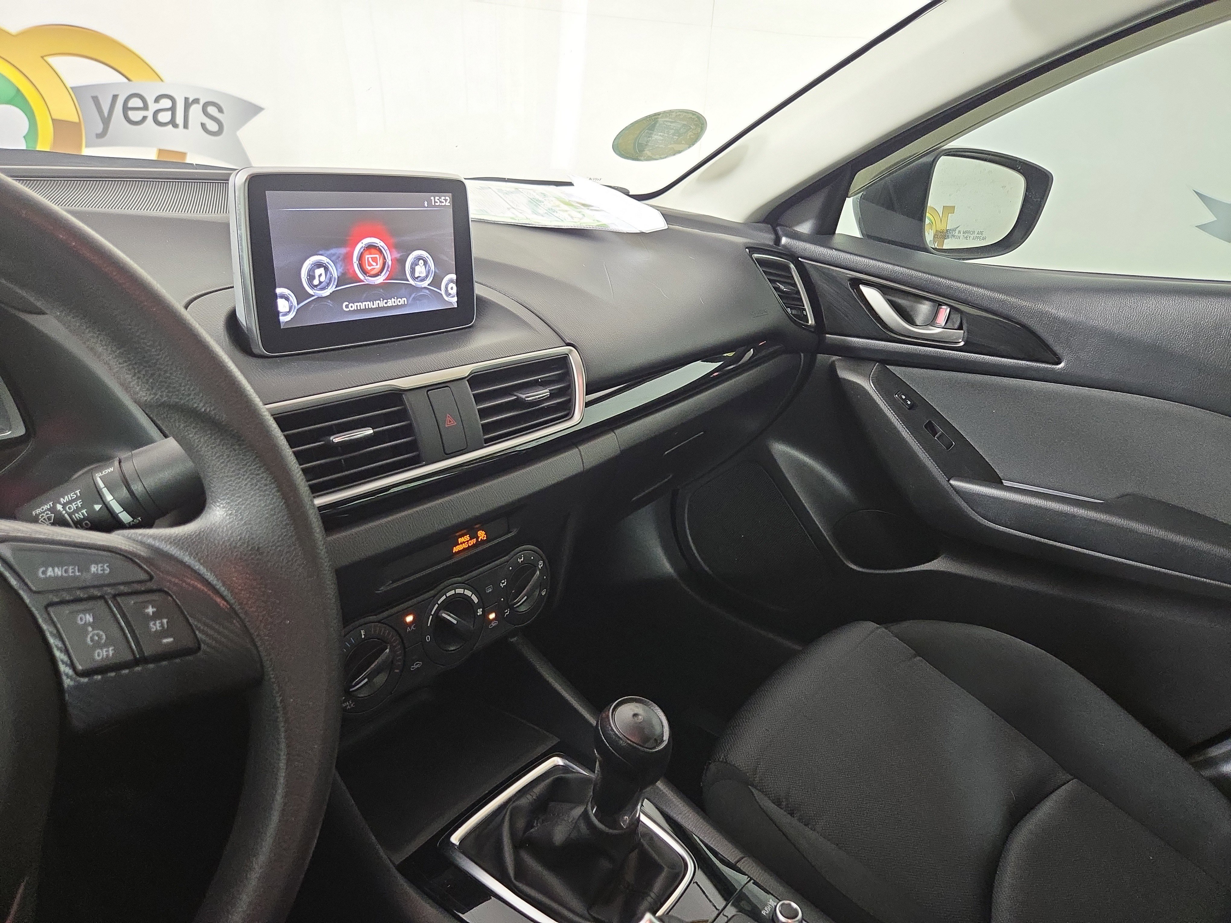 Used 2016 MAZDA MAZDA3 i Sport image 23