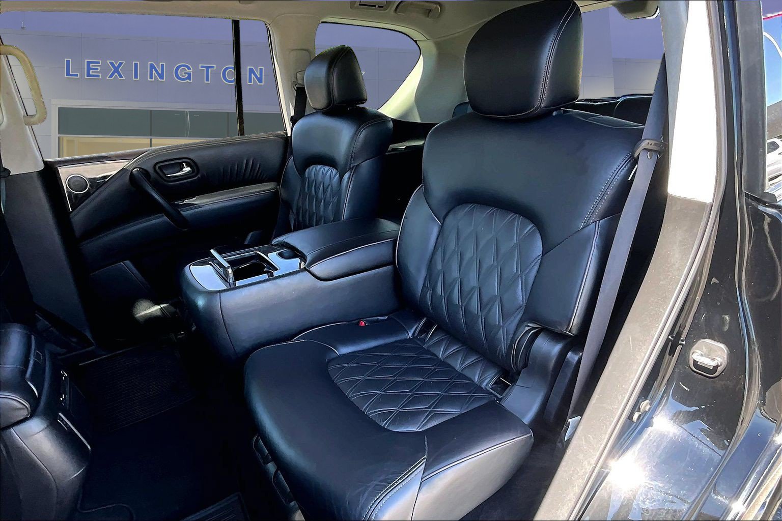 Used 2021 Nissan Armada Platinum w/ Captain's Chairs Package AWD/4WD image 22