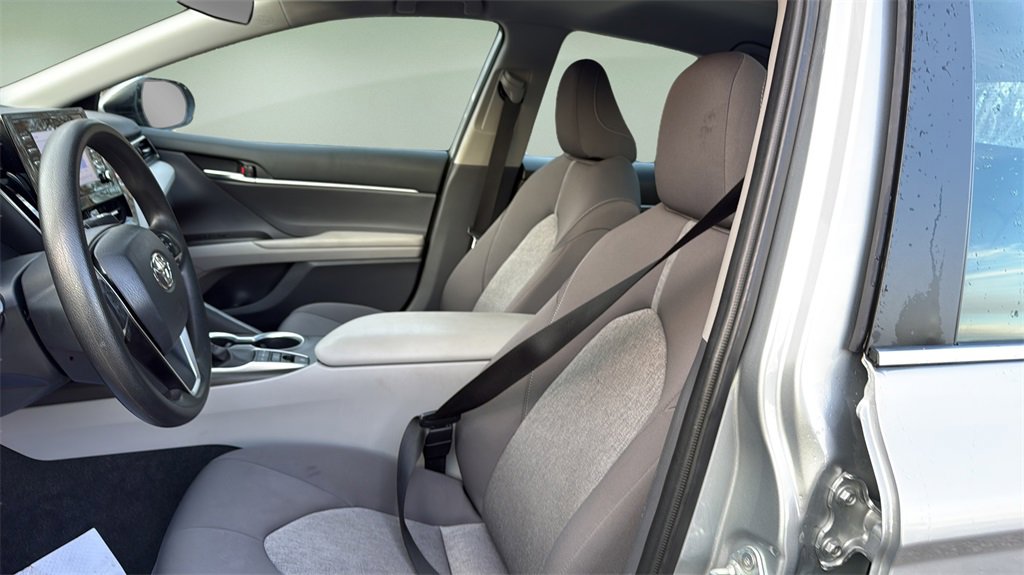 Used 2023 Toyota Camry LE image 16