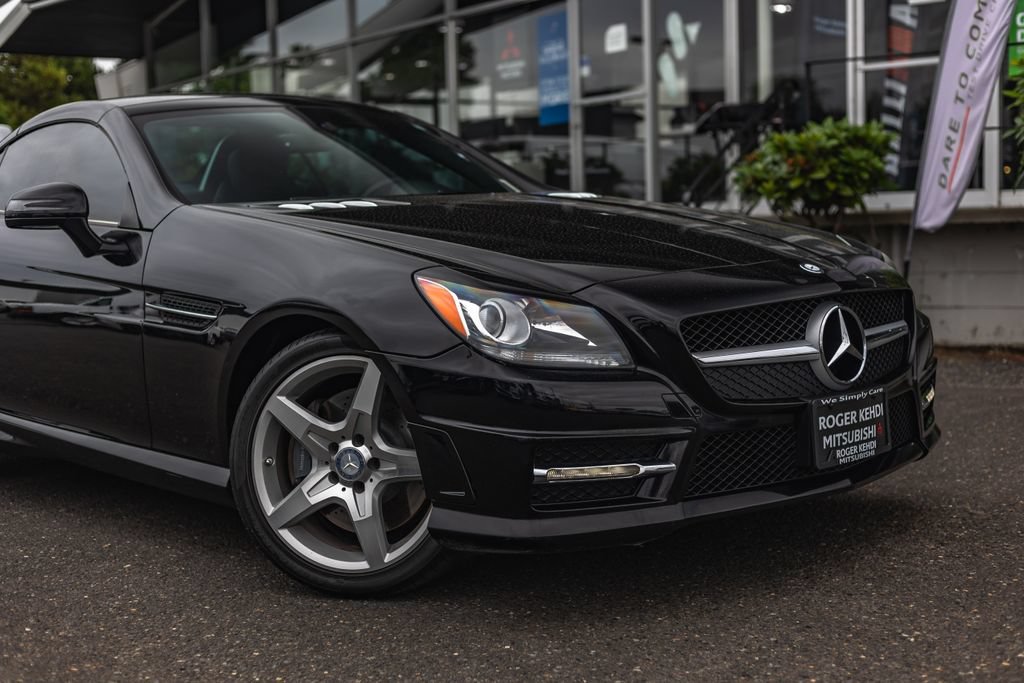 Used 2012 Mercedes-Benz SLK 250 image 3
