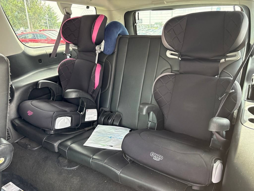 Used 2016 Chevrolet Suburban LTZ RWD image 15