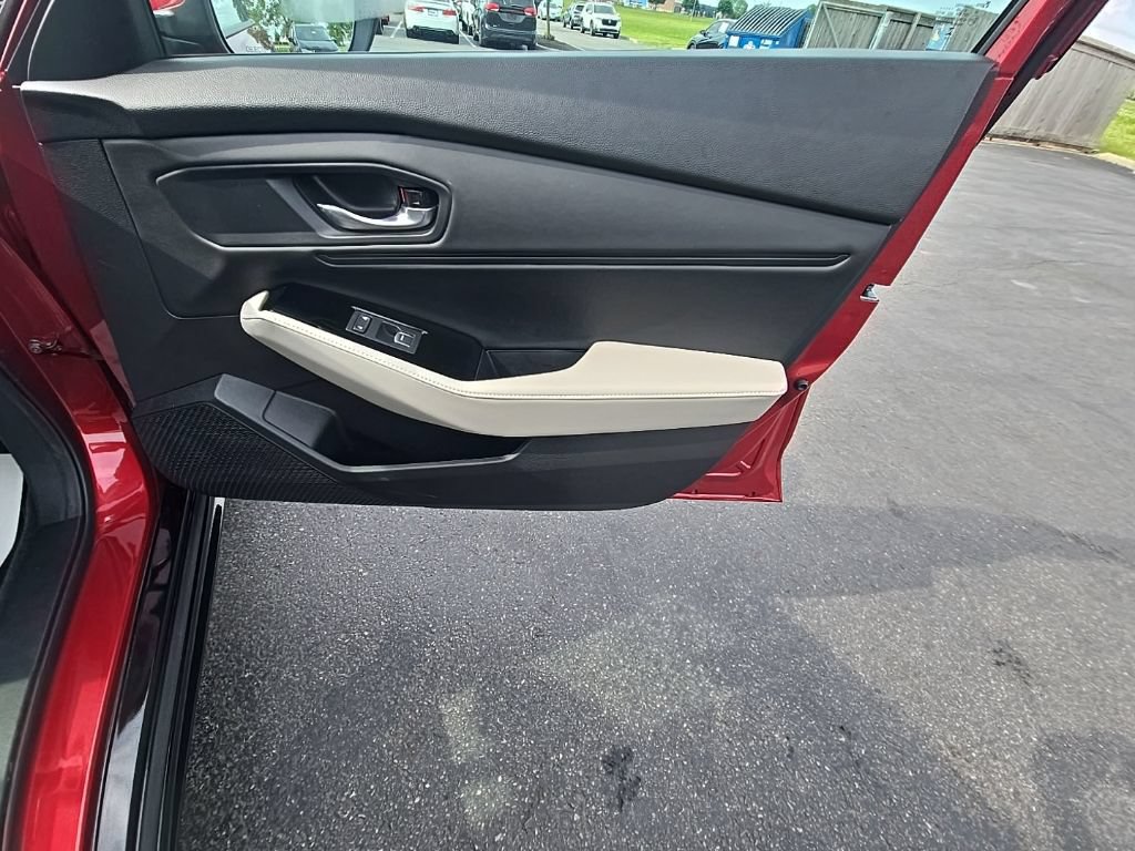 Used 2024 Honda Accord Touring image 32