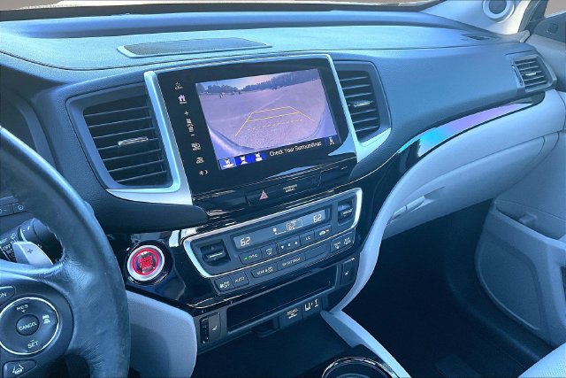 Used 2020 Honda Ridgeline RTL-E image 14