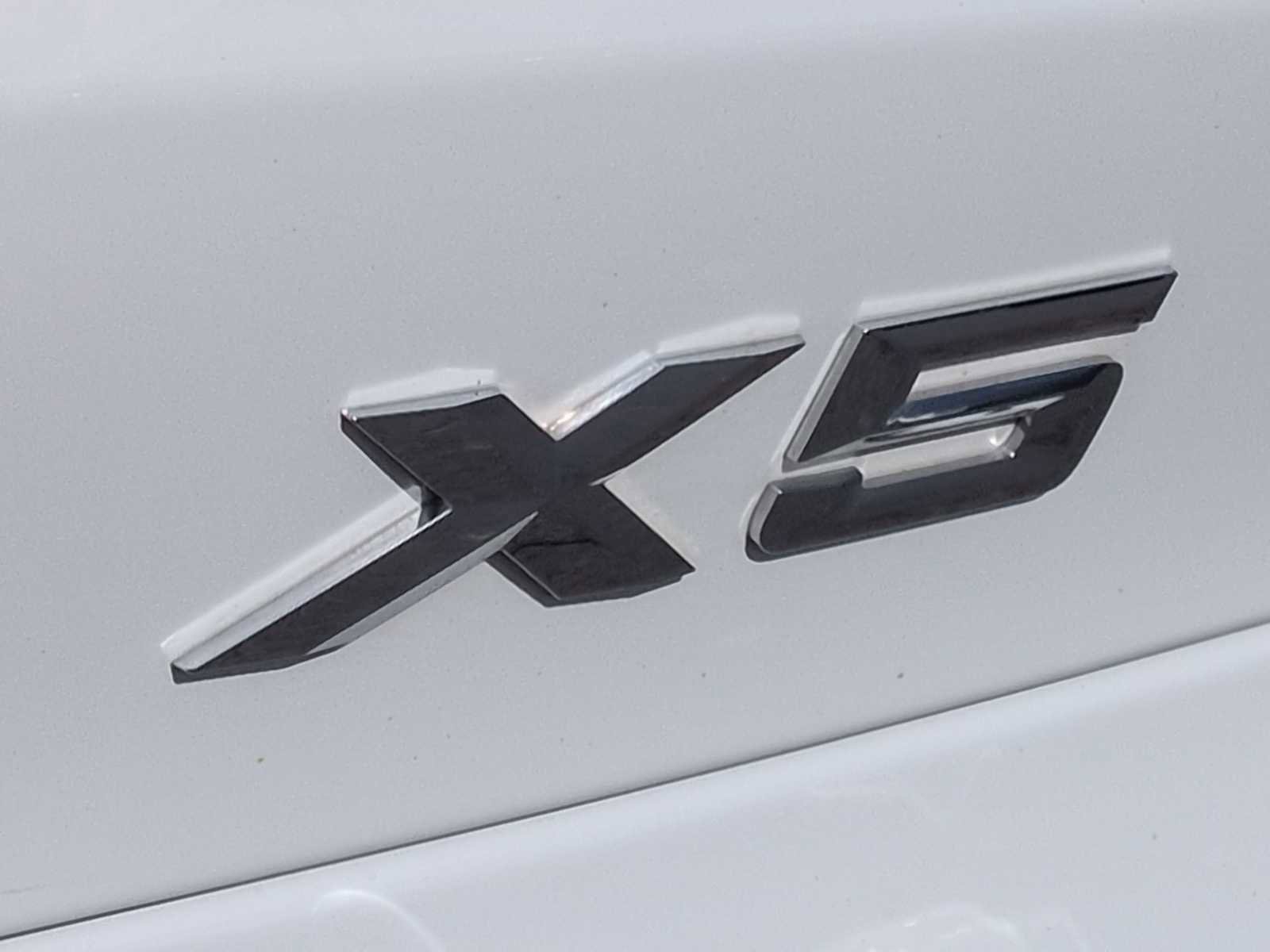 Certified 2023 BMW X5 xDrive45e w/ Climate Comfort Package image 13