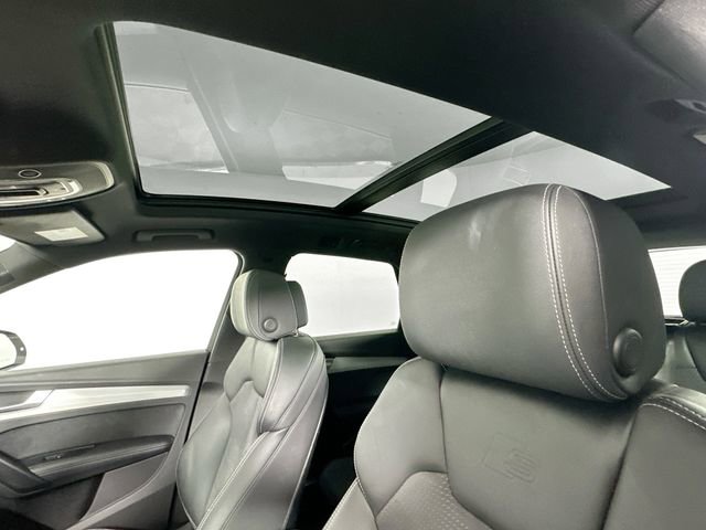 Used 2024 Audi Q5 e Premium Plus w/ Premium Plus Package image 19