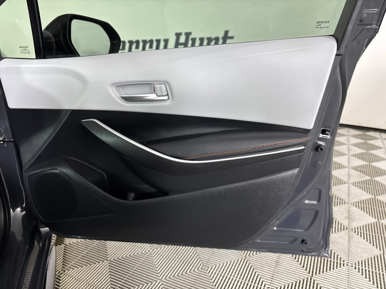 Used 2025 Toyota Corolla FX w/ Convenience Package FWD image 26