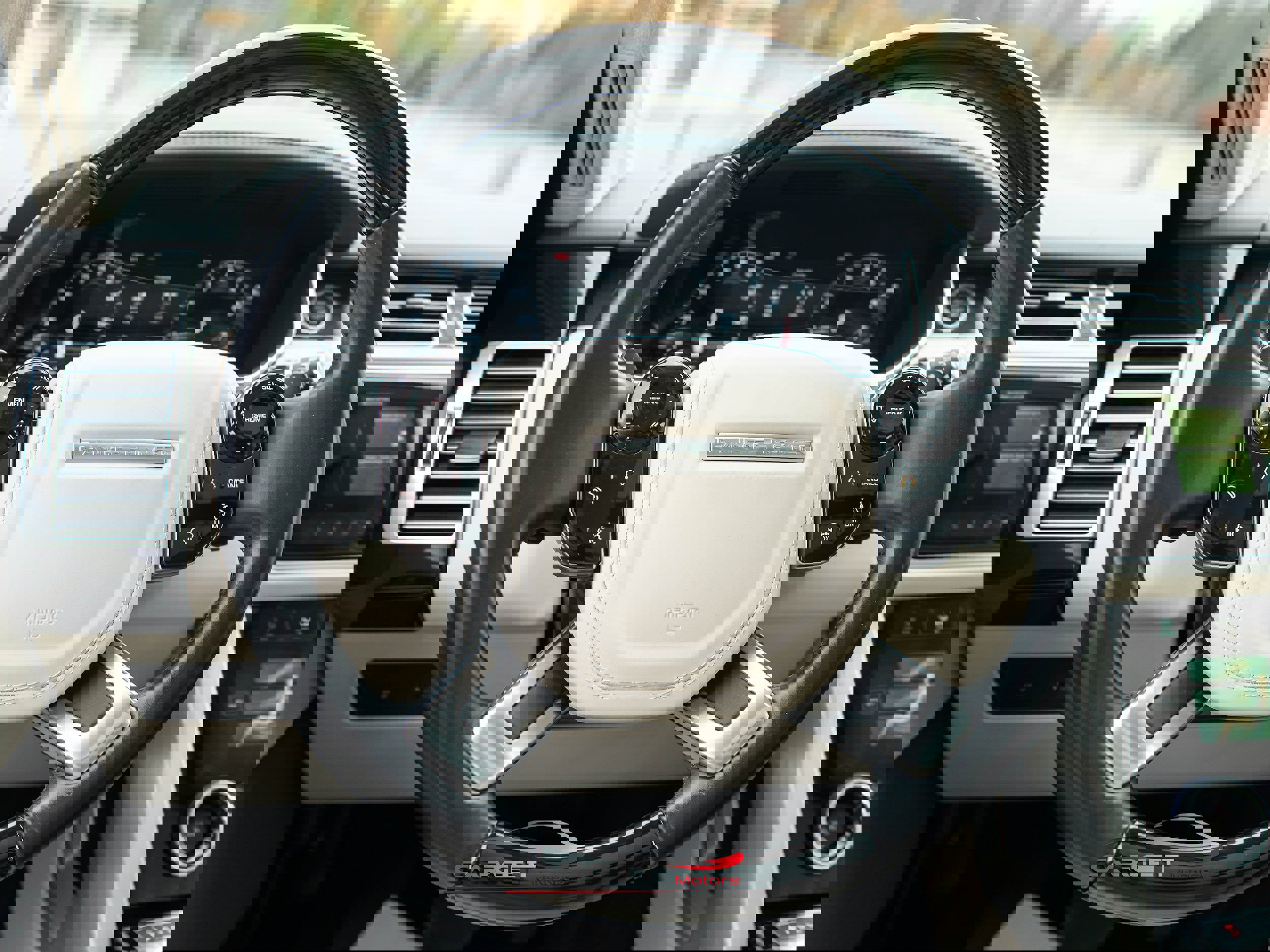 Used 2020 Land Rover Range Rover Long Wheelbase HSE image 25