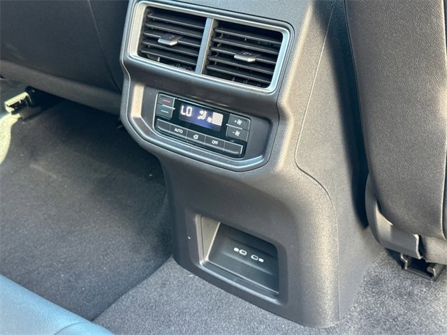 New 2026 Volkswagen Atlas SE image 24