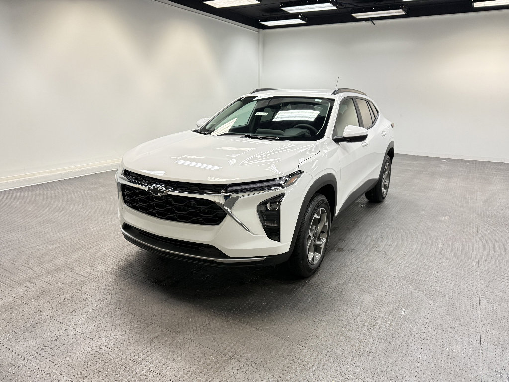 New 2026 Chevrolet Trax LT w/ LT Convenience Package