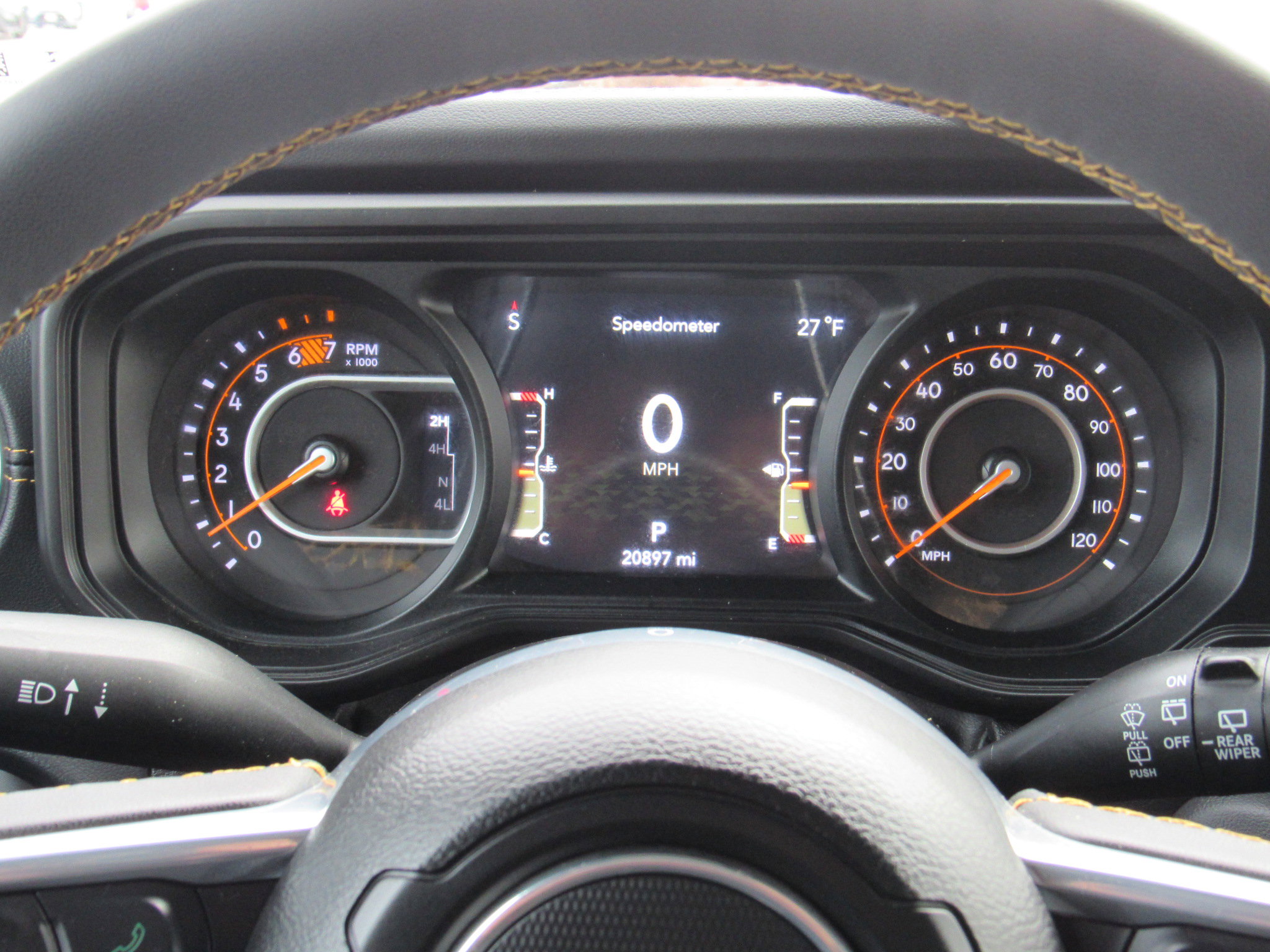 Used 2024 Jeep Wrangler Sahara w/ Safety Group image 18