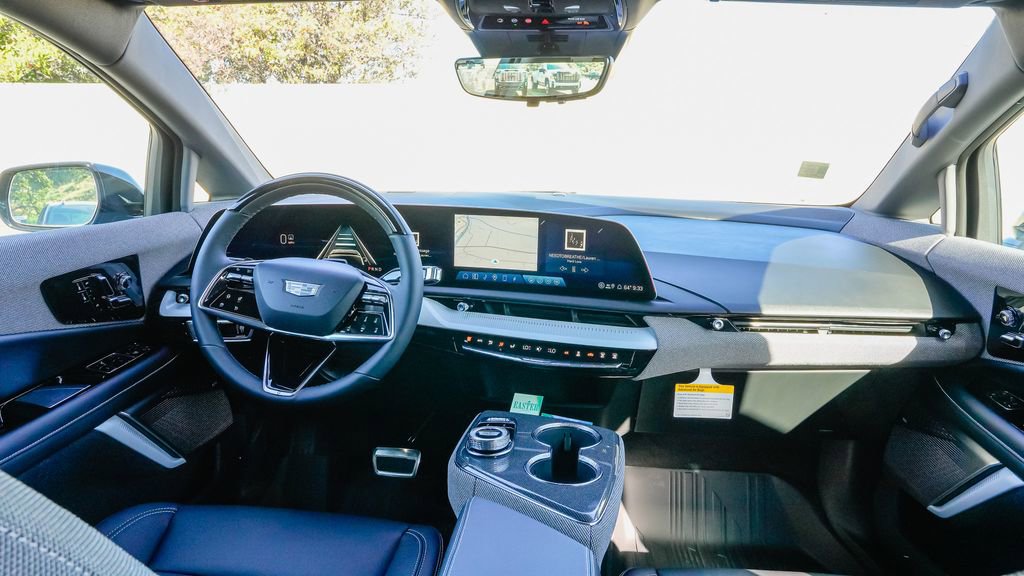 New 2026 Cadillac Optiq Sport 1 image 12