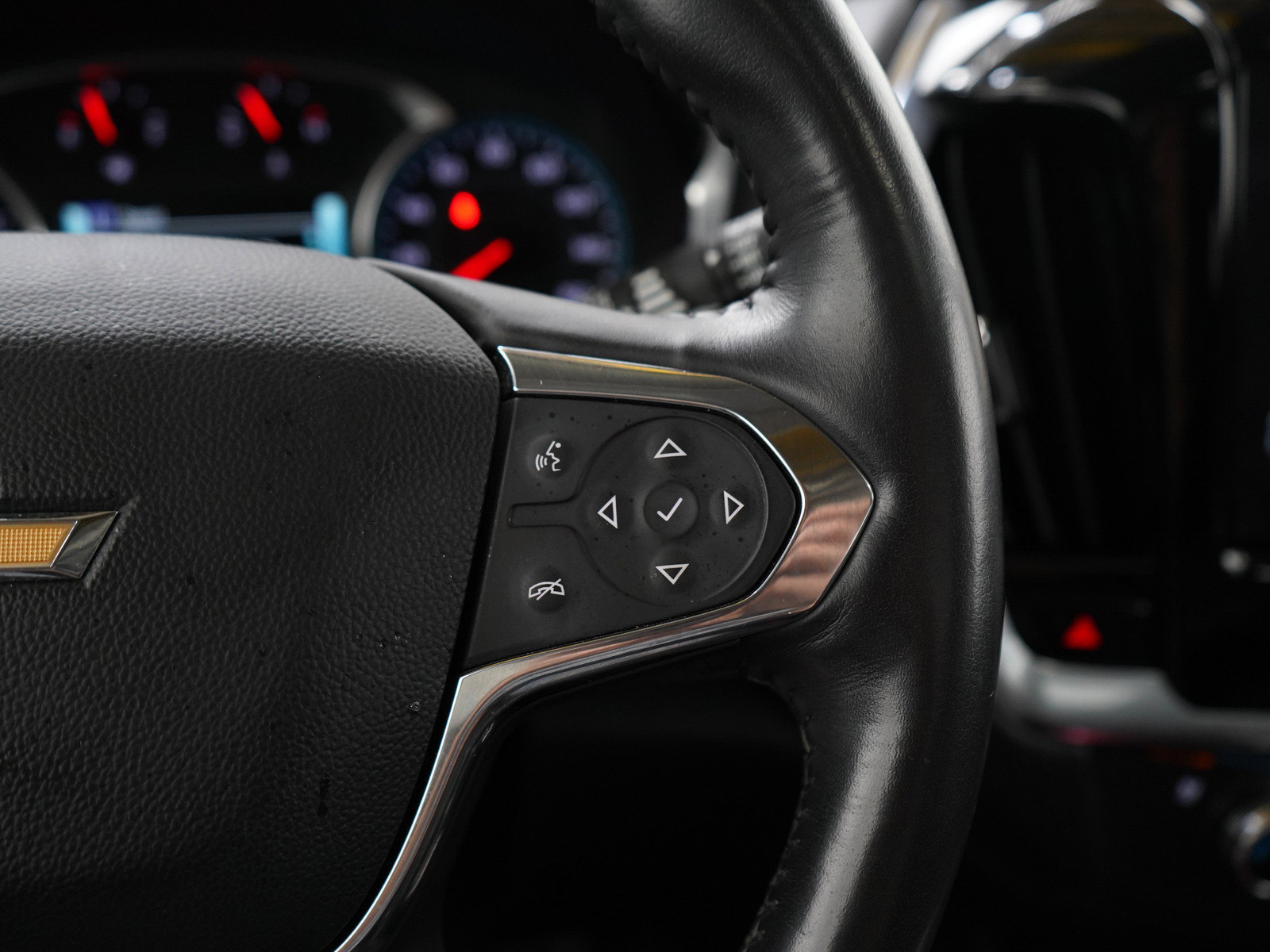 Used 2019 Chevrolet Traverse Premier w/ Redline Edition AWD/4WD image 28