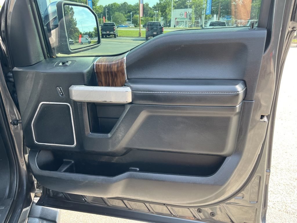 Used 2019 Ford F150 Lariat AWD/4WD image 33