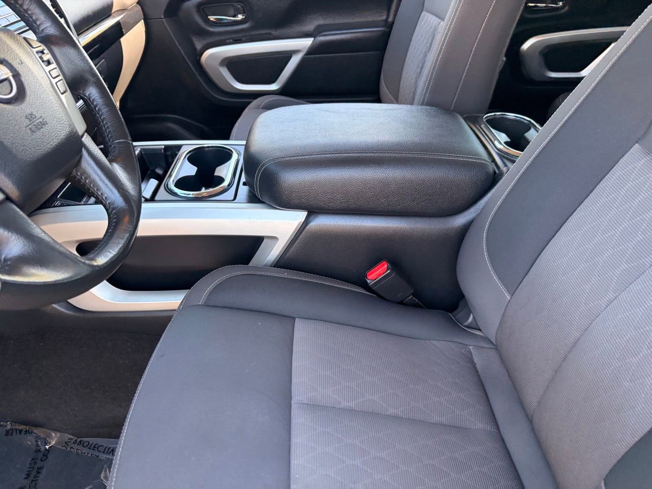 Certified 2024 Nissan Titan SV w/ SV Convenience Package RWD image 17