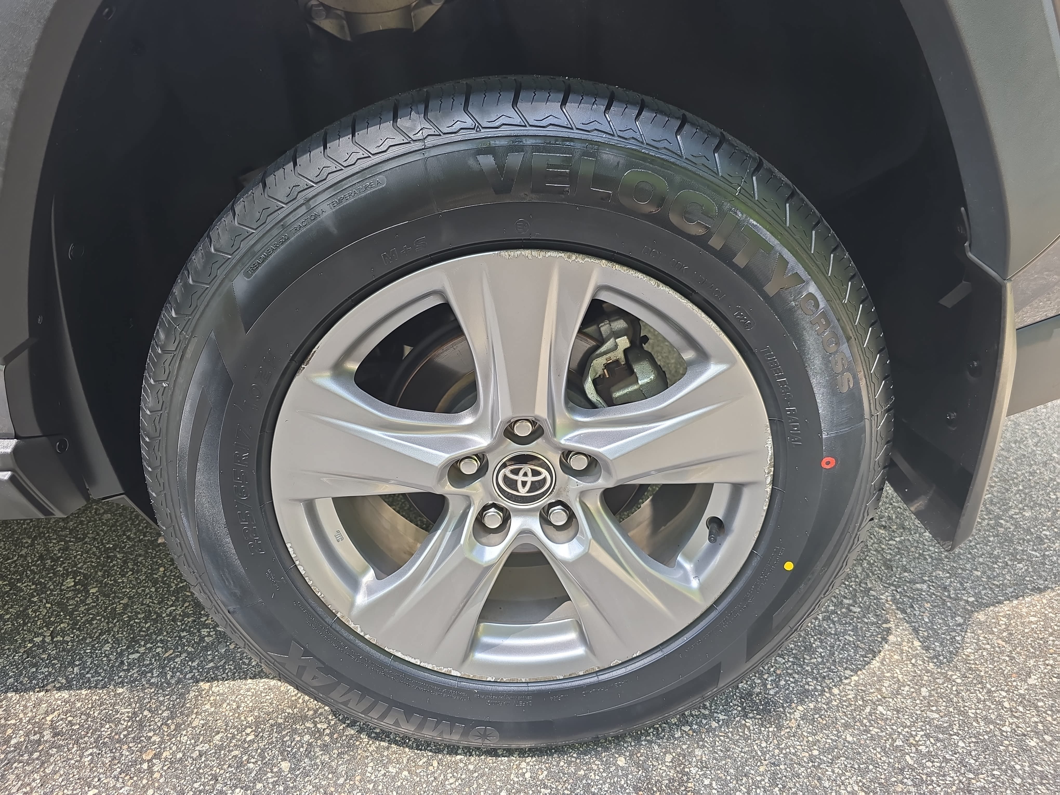 Used 2024 Toyota RAV4 XLE w/ Convenience Package FWD image 35
