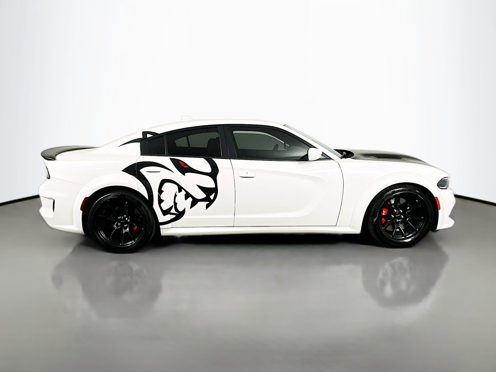 Used 2023 Dodge Charger SRT Hellcat RWD image 8