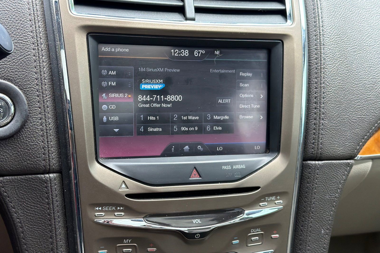 Used 2012 Lincoln MKX AWD image 16