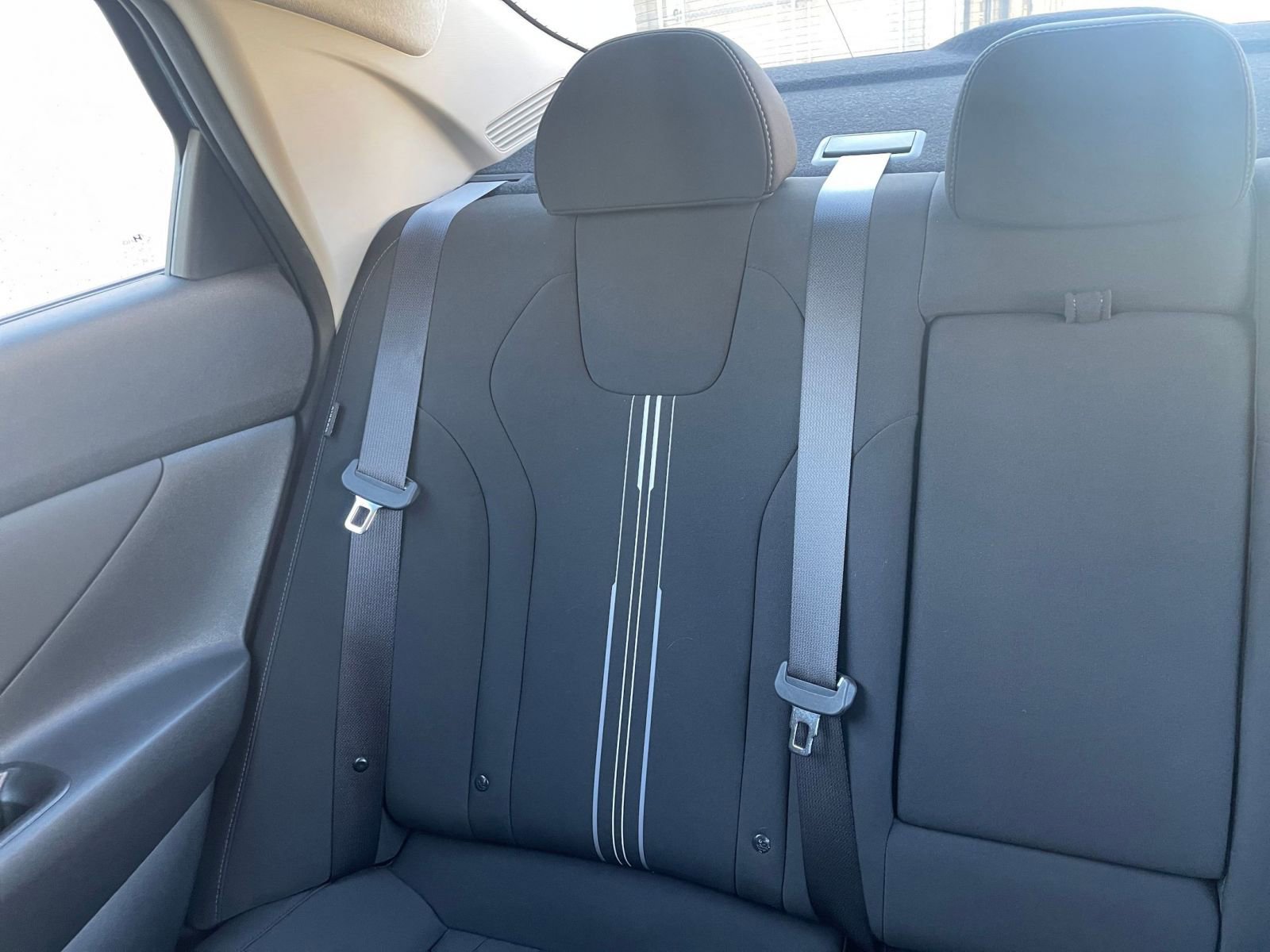 Used 2025 Hyundai Elantra SEL image 41