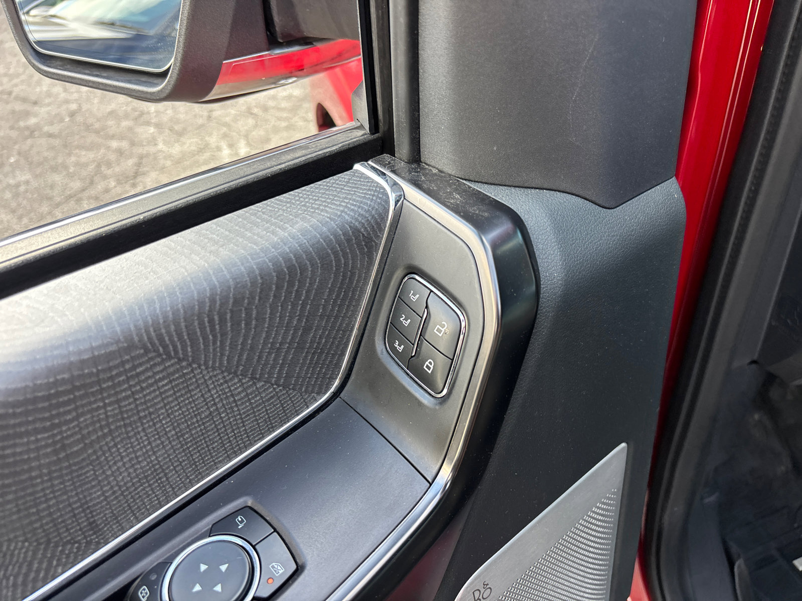 Used 2021 Ford F150 Platinum w/ Equipment Group 701A High image 13