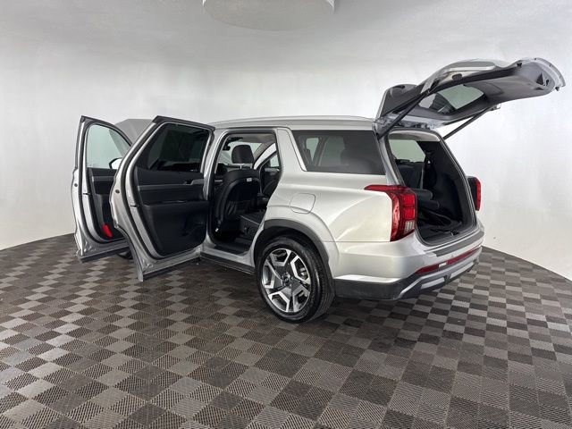 Used 2025 Hyundai Palisade SEL FWD image 21