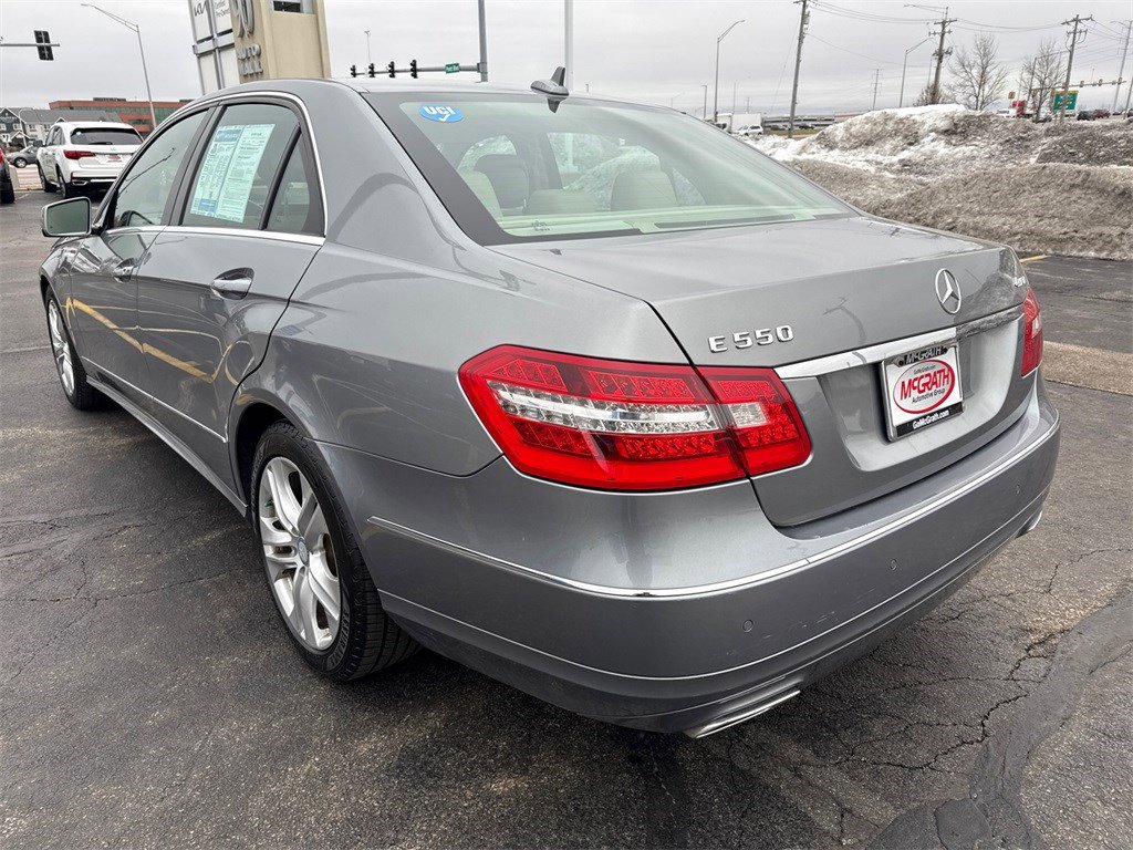 Used 2011 Mercedes-Benz E 550 4MATIC Sedan image 7
