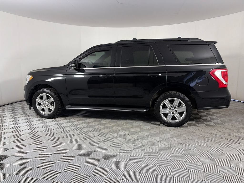 Certified 2019 Ford Expedition XLT w/ Equipment Group 202A AWD/4WD image 4